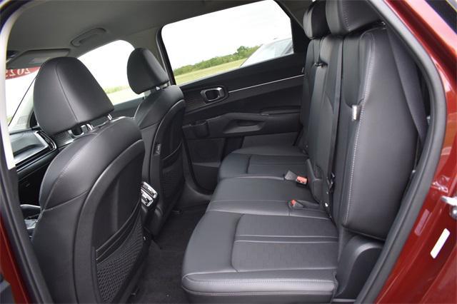 new 2025 Kia Sorento car, priced at $35,675