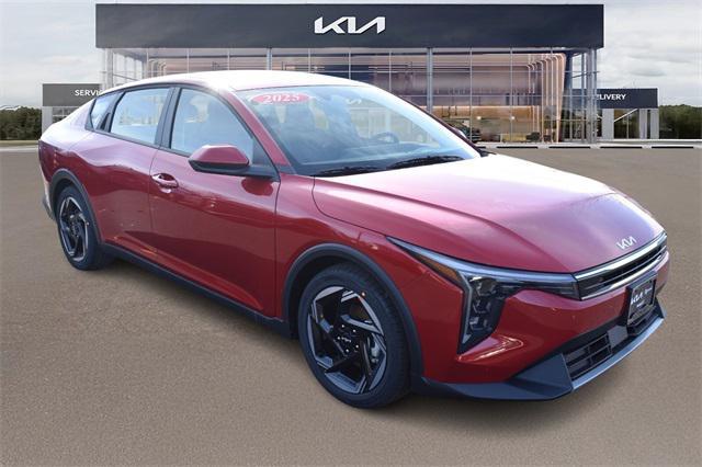 new 2025 Kia K4 car, priced at $24,646