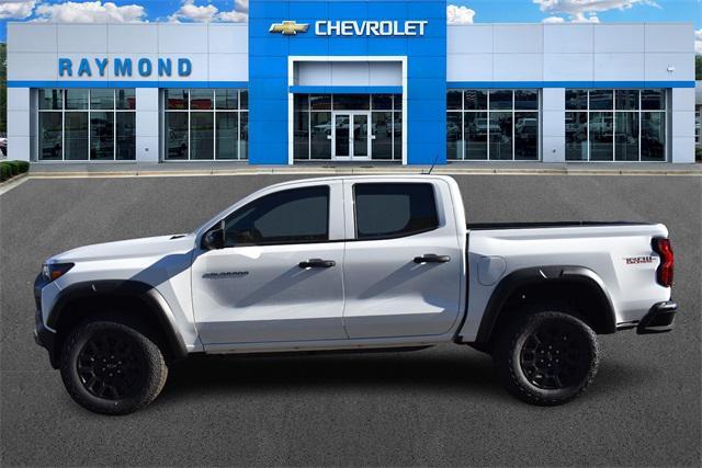 new 2024 Chevrolet Colorado car, priced at $39,577