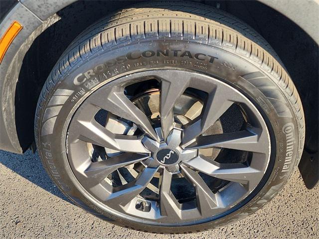 used 2023 Kia Sorento car, priced at $30,969