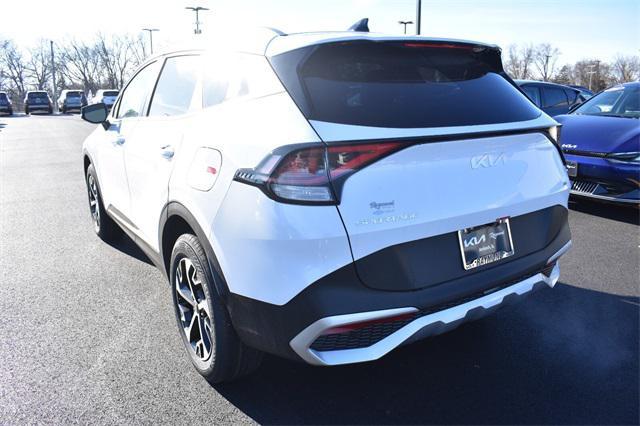 new 2025 Kia Sportage car, priced at $31,900