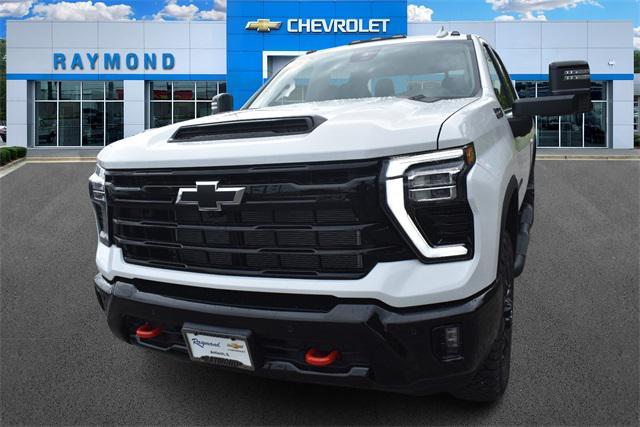 new 2025 Chevrolet Silverado 2500 car, priced at $70,106
