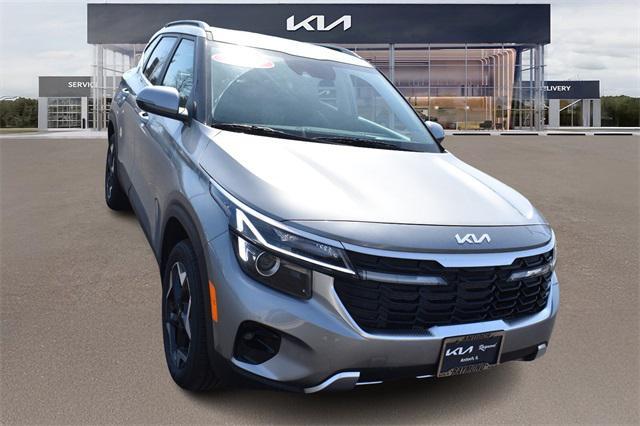 new 2025 Kia Seltos car, priced at $27,915