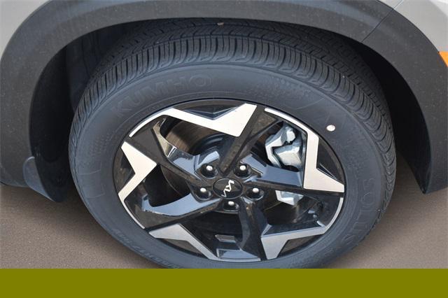 new 2025 Kia Seltos car, priced at $28,630