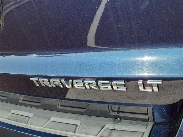 used 2015 Chevrolet Traverse car, priced at $9,999