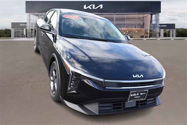 new 2025 Kia K4 car, priced at $23,665