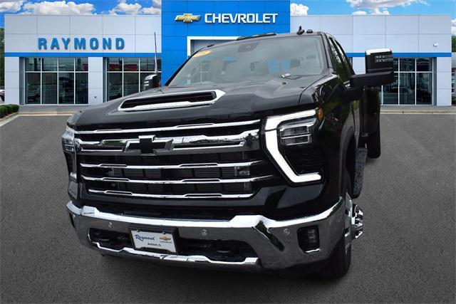 new 2025 Chevrolet Silverado 3500 car, priced at $83,237