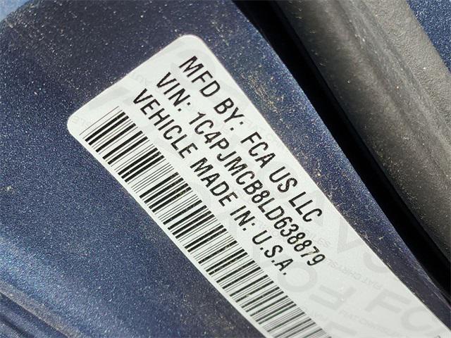 used 2020 Jeep Cherokee car, priced at $16,847