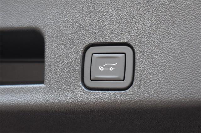 new 2025 Chevrolet Traverse car, priced at $48,825