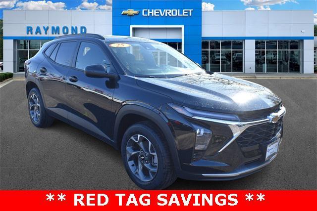 new 2025 Chevrolet Trax car, priced at $25,193