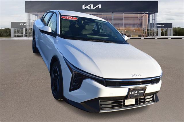 new 2025 Kia K4 car, priced at $24,646