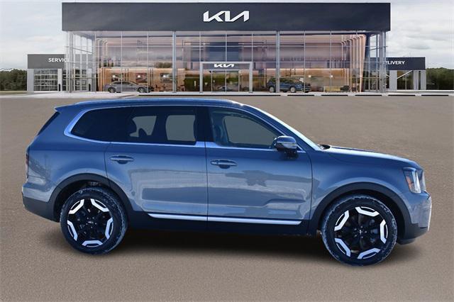 new 2025 Kia Telluride car, priced at $44,593