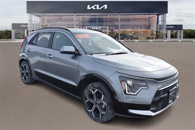 new 2025 Kia Niro car, priced at $30,545