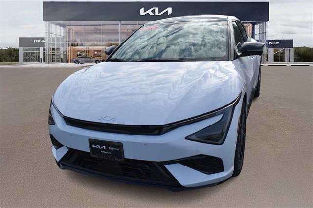 new 2025 Kia EV6 car, priced at $57,432
