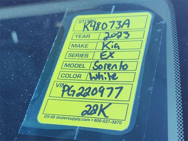 used 2023 Kia Sorento car, priced at $32,957