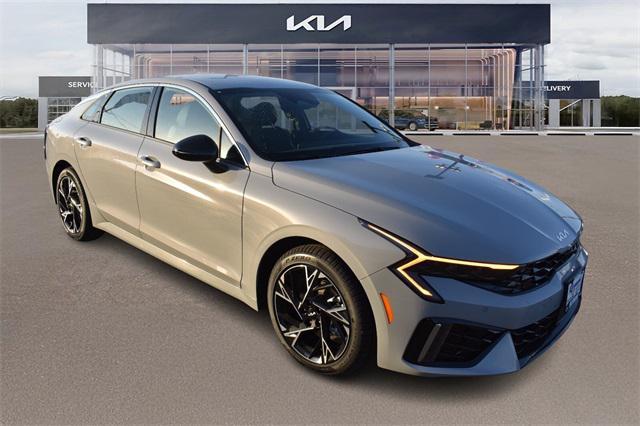 new 2025 Kia K5 car, priced at $28,781