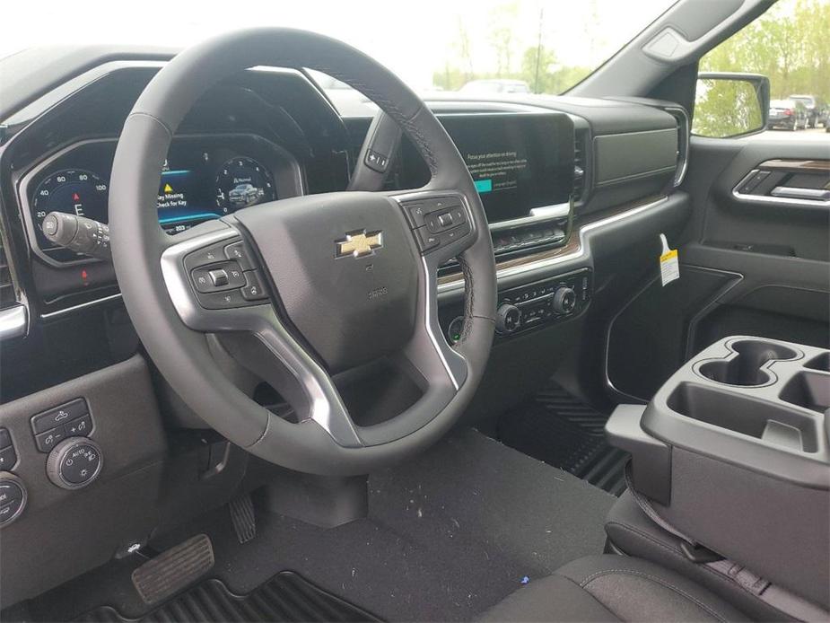 new 2024 Chevrolet Silverado 1500 car, priced at $47,595