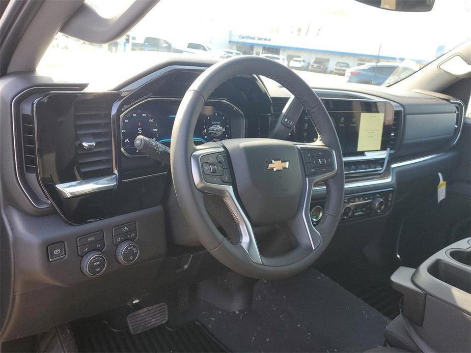 new 2024 Chevrolet Silverado 1500 car, priced at $47,595