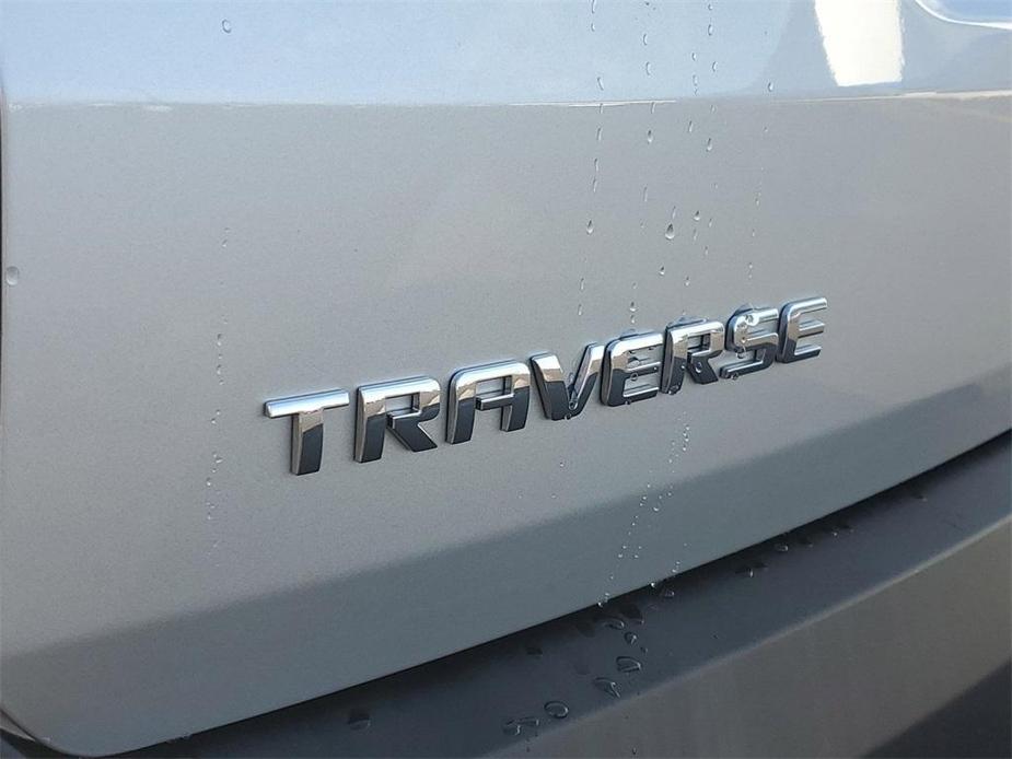 used 2021 Chevrolet Traverse car, priced at $28,883