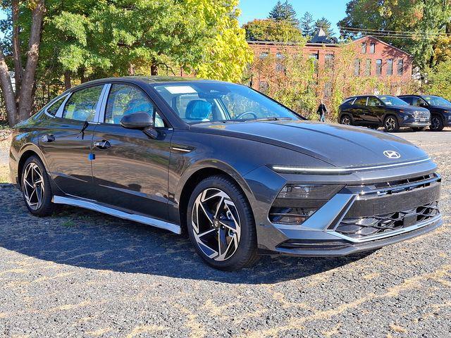 new 2025 Hyundai Sonata car, priced at $30,438