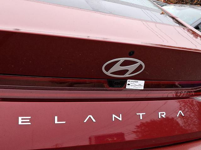 new 2025 Hyundai Elantra car, priced at $26,048