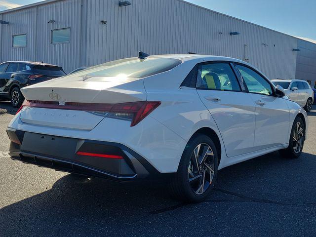 new 2024 Hyundai Elantra car, priced at $25,599