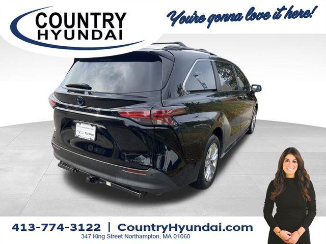 used 2022 Toyota Sienna car, priced at $42,998