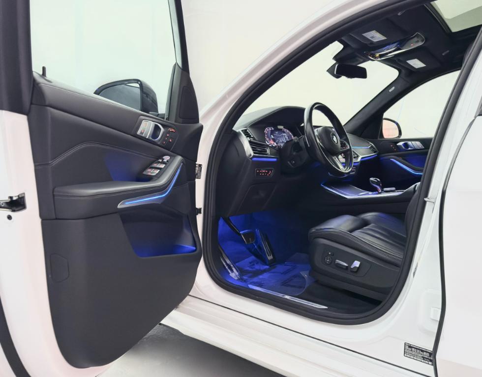 used 2019 BMW X7 car, priced at $33,800