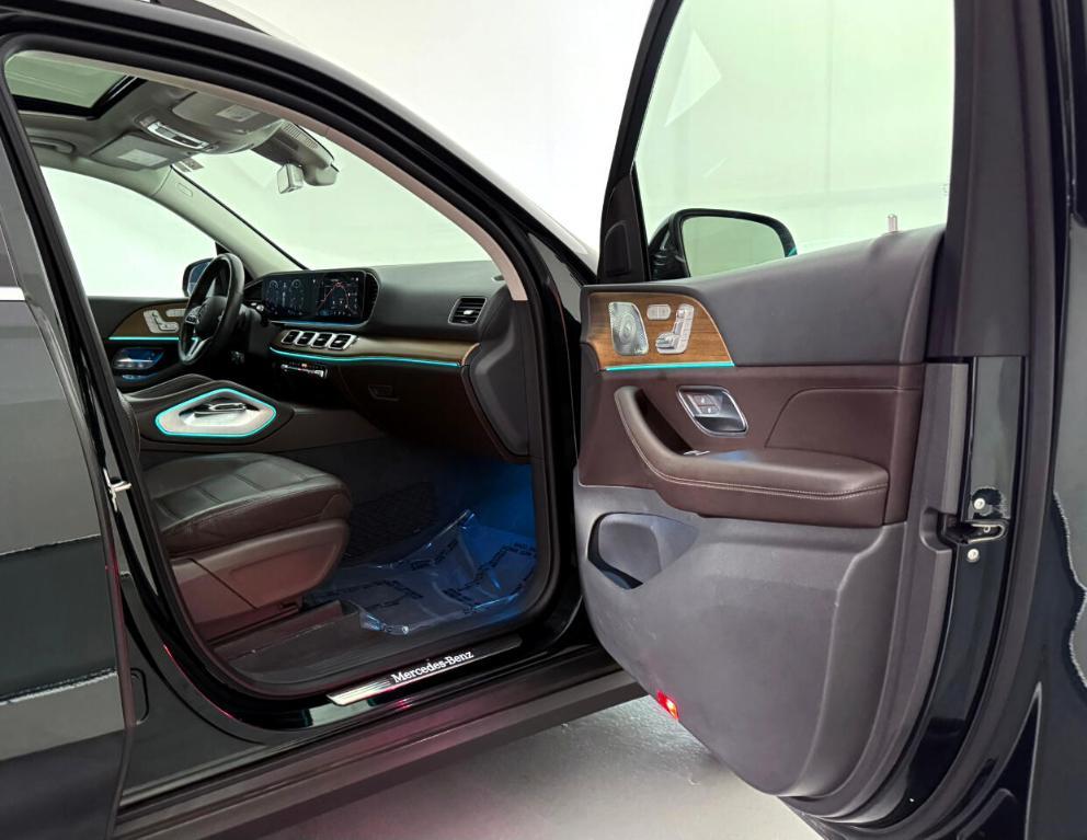 used 2020 Mercedes-Benz GLE 350 car, priced at $26,900