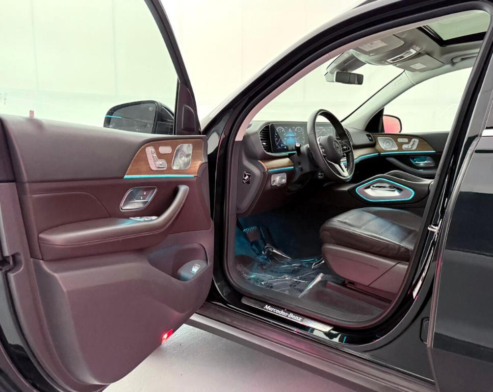 used 2020 Mercedes-Benz GLE 350 car, priced at $26,900