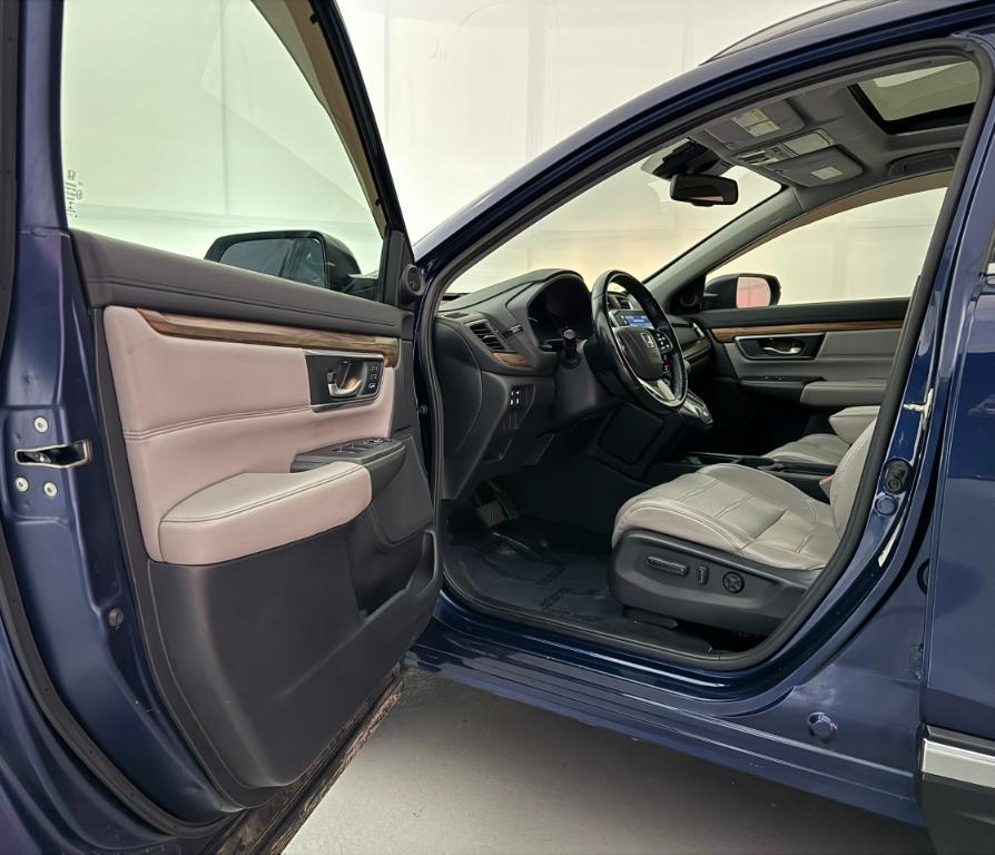 used 2017 Honda CR-V car, priced at $19,900