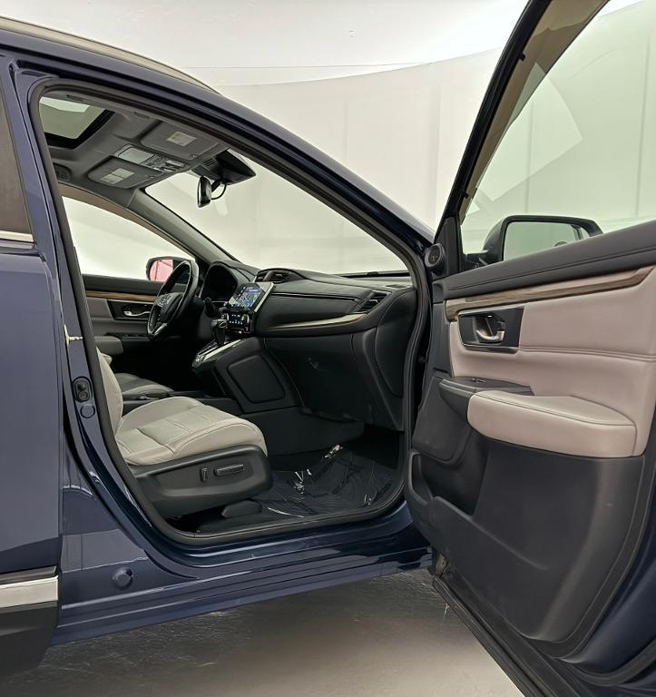 used 2017 Honda CR-V car, priced at $19,900