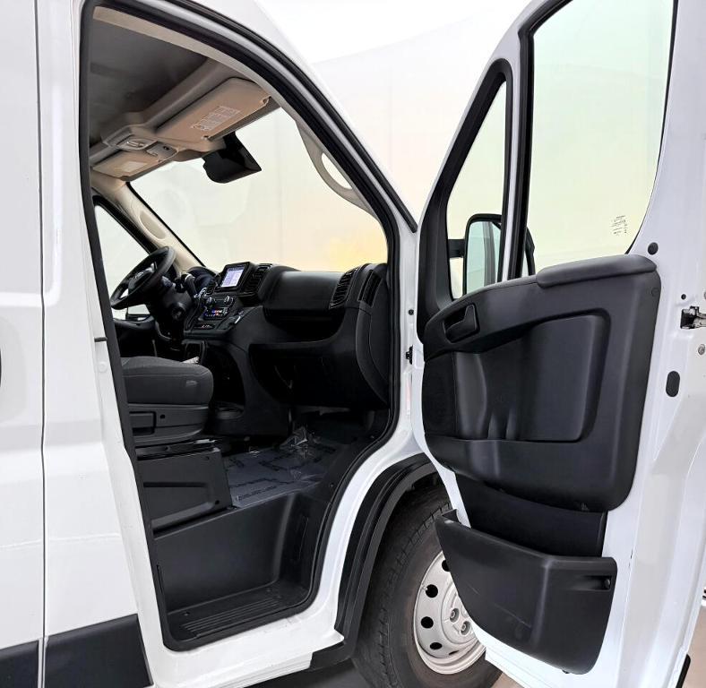 used 2023 Ram ProMaster 2500 car, priced at $26,900