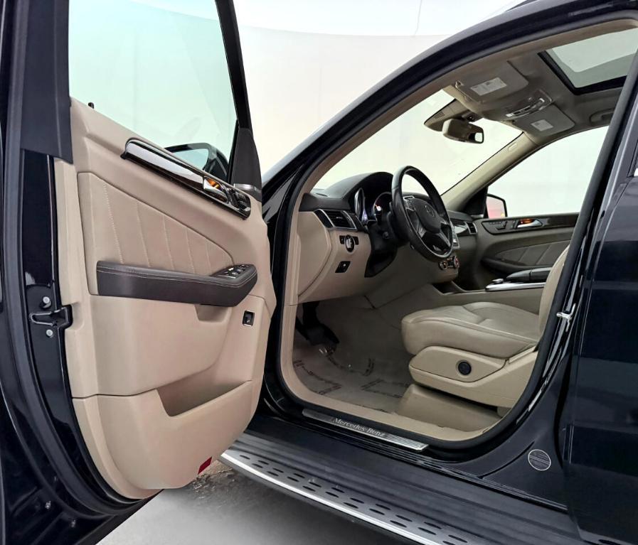 used 2016 Mercedes-Benz GL-Class car, priced at $16,200