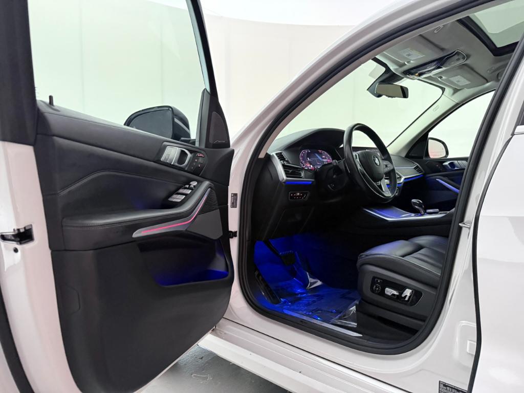 used 2019 BMW X7 car, priced at $34,900