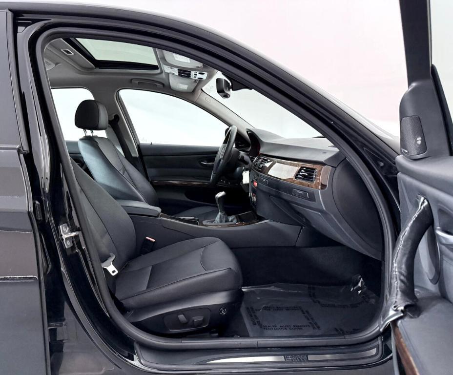 used 2011 BMW 328 car, priced at $8,400