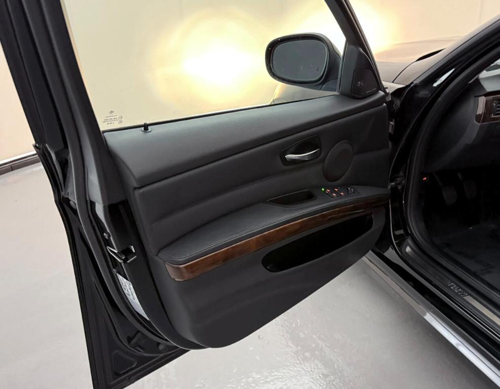used 2011 BMW 328 car, priced at $8,400
