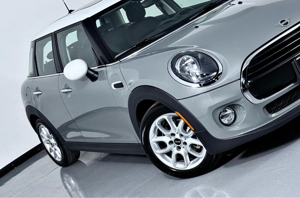 used 2019 MINI Hardtop car, priced at $19,900