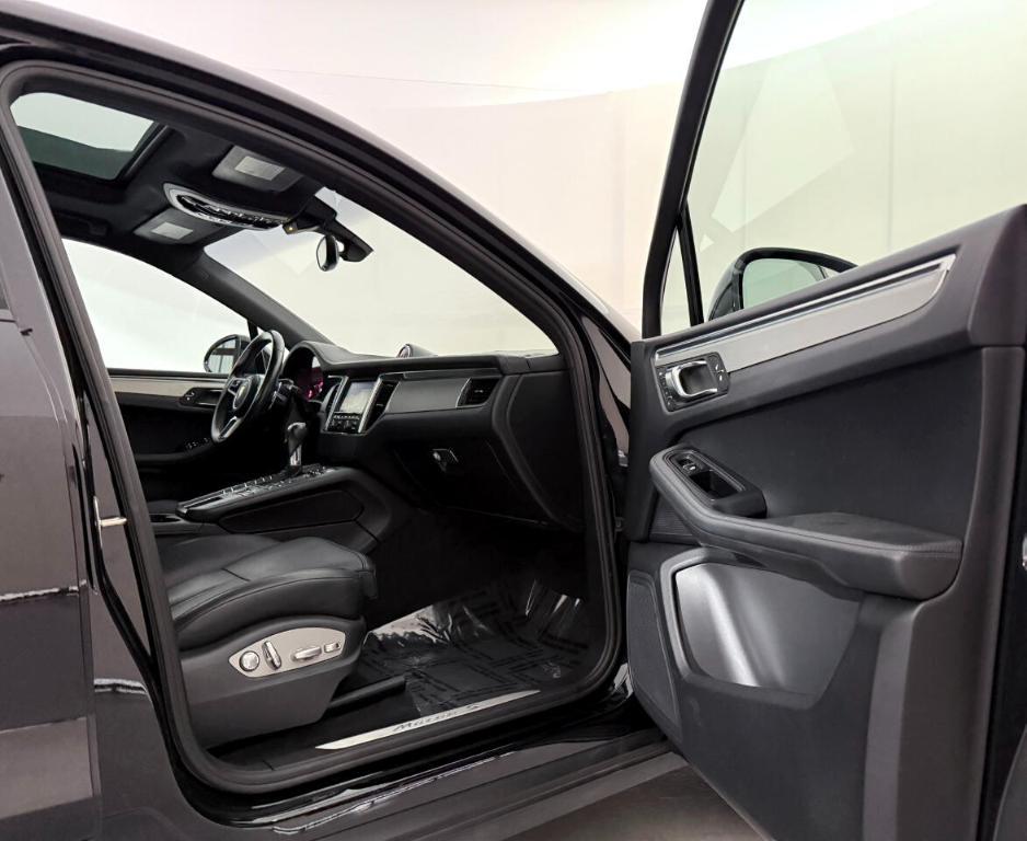 used 2016 Porsche Macan car, priced at $19,995