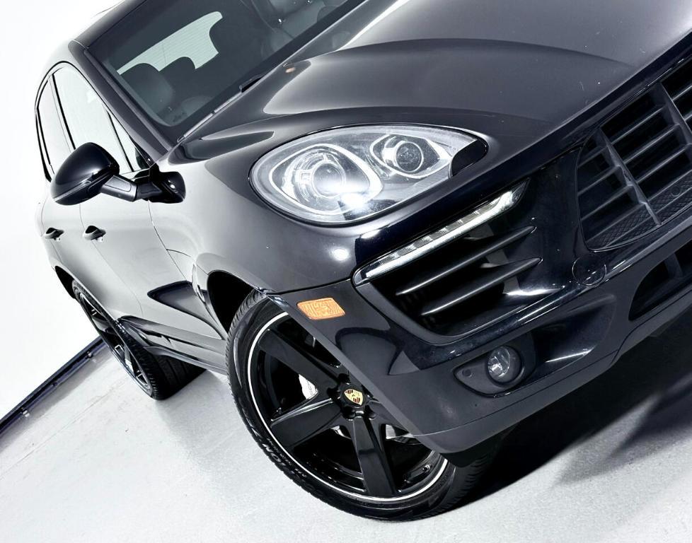 used 2016 Porsche Macan car, priced at $19,995