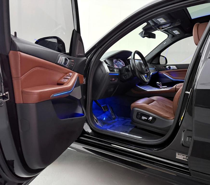 used 2022 BMW X7 car, priced at $44,800
