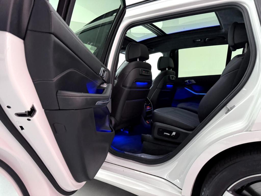 used 2021 BMW X7 car, priced at $48,400
