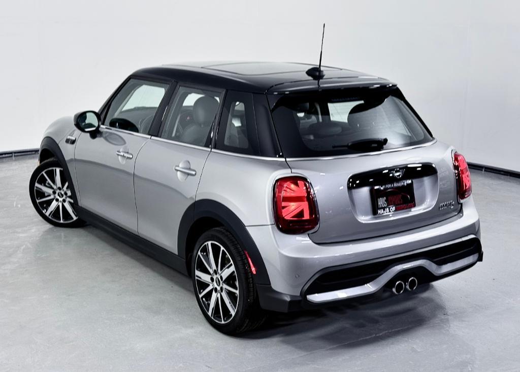 used 2024 MINI Hardtop car, priced at $29,300