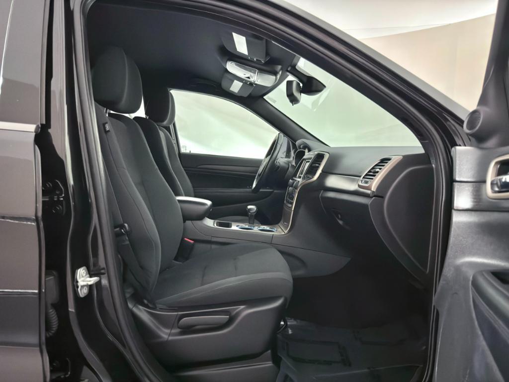 used 2015 Jeep Grand Cherokee car, priced at $7,500