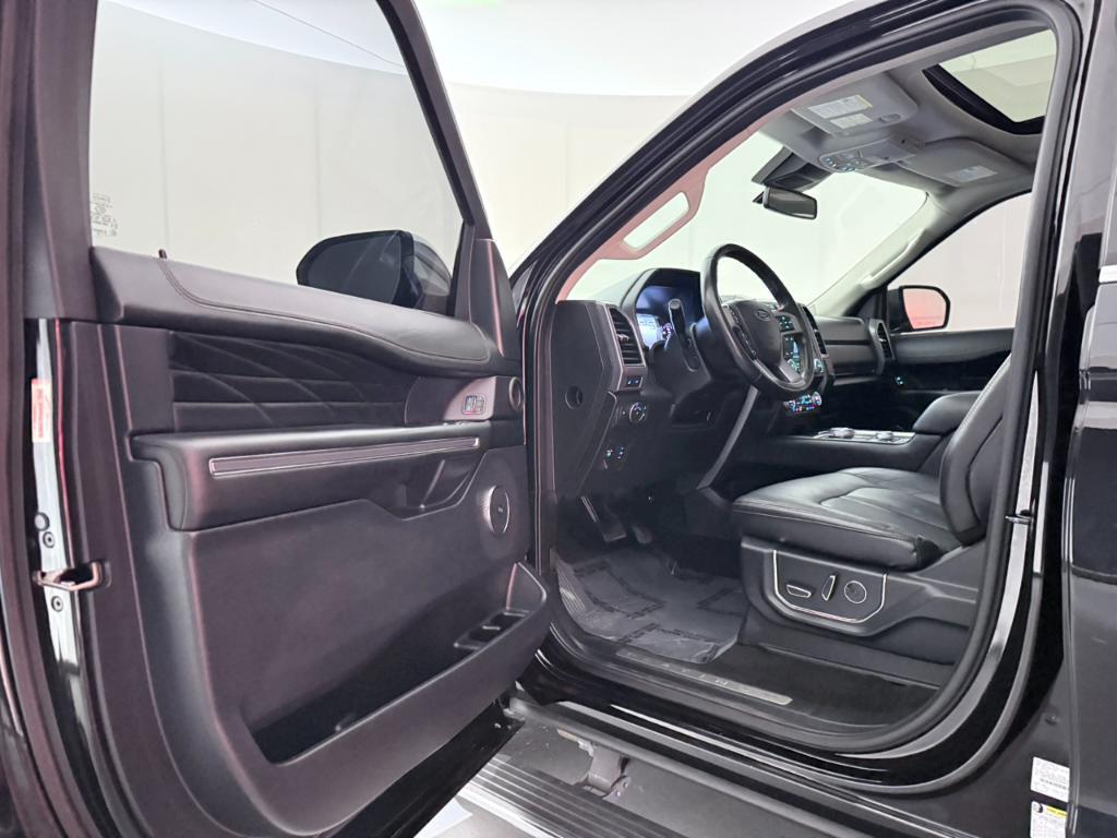 used 2020 Ford Expedition car, priced at $35,600