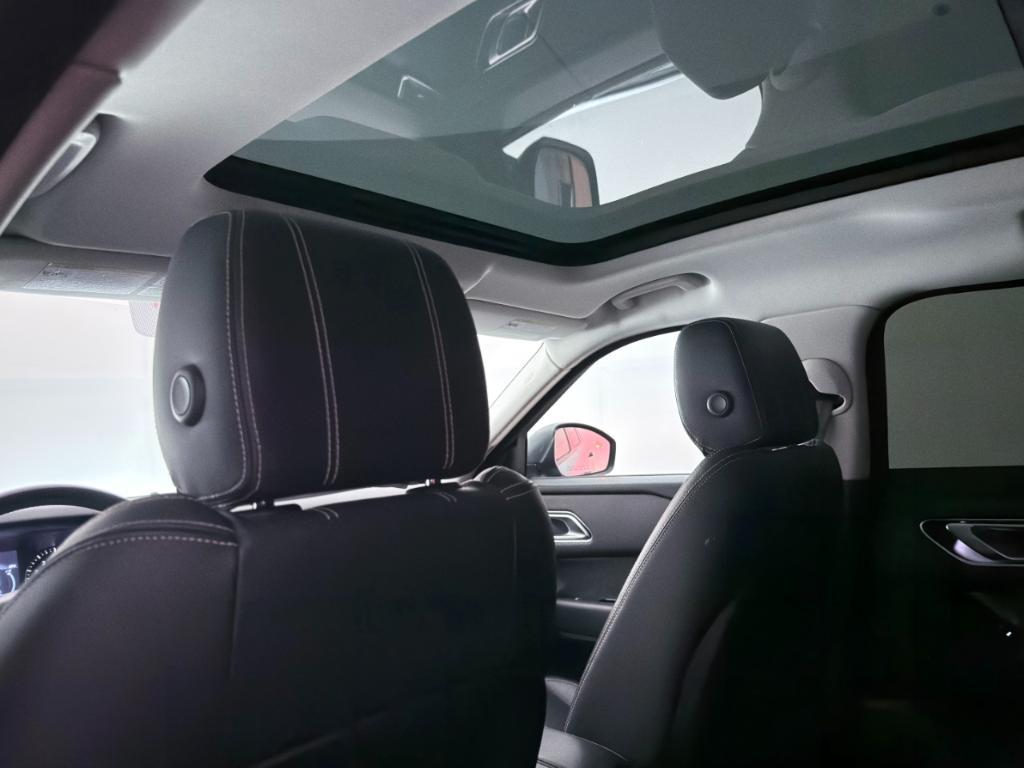 used 2018 Land Rover Range Rover Velar car, priced at $18,975