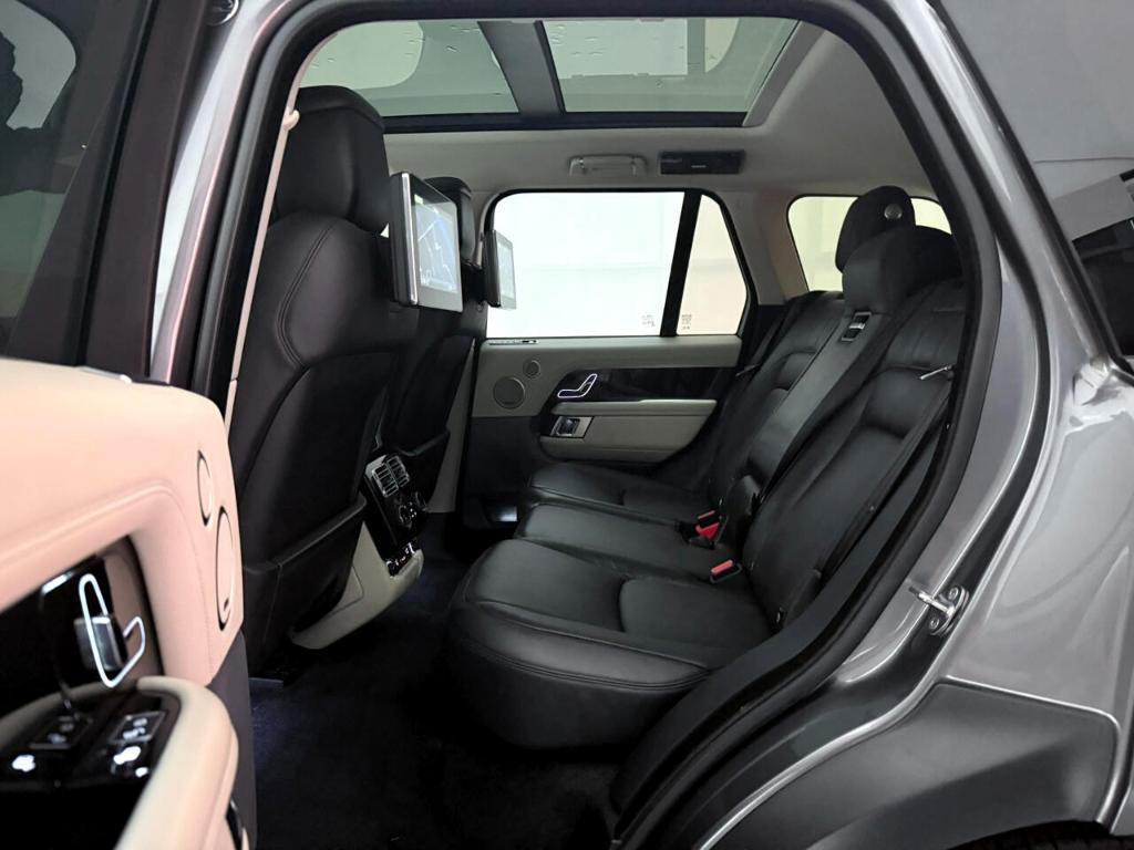 used 2018 Land Rover Range Rover car, priced at $27,800