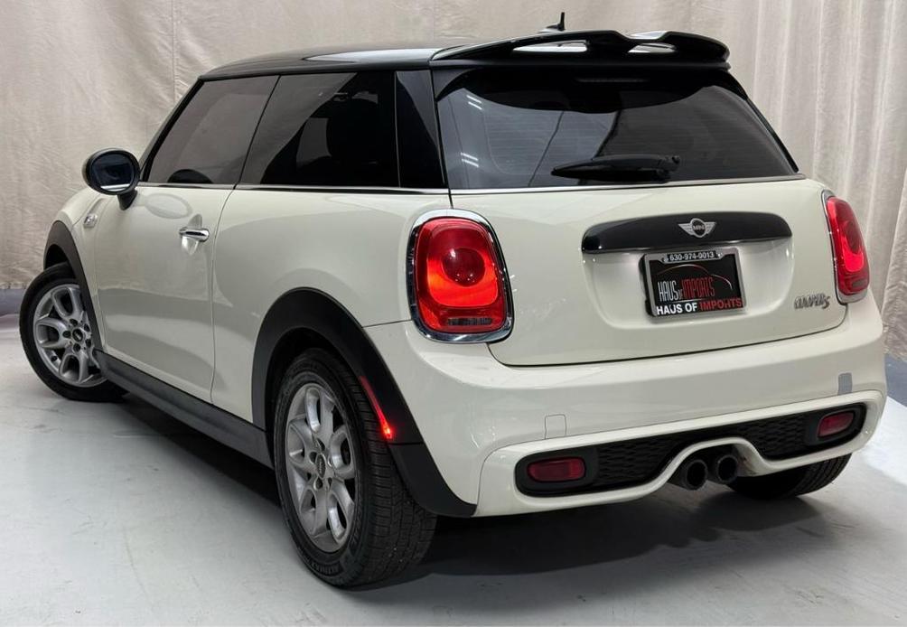 used 2015 MINI Hardtop car, priced at $8,900