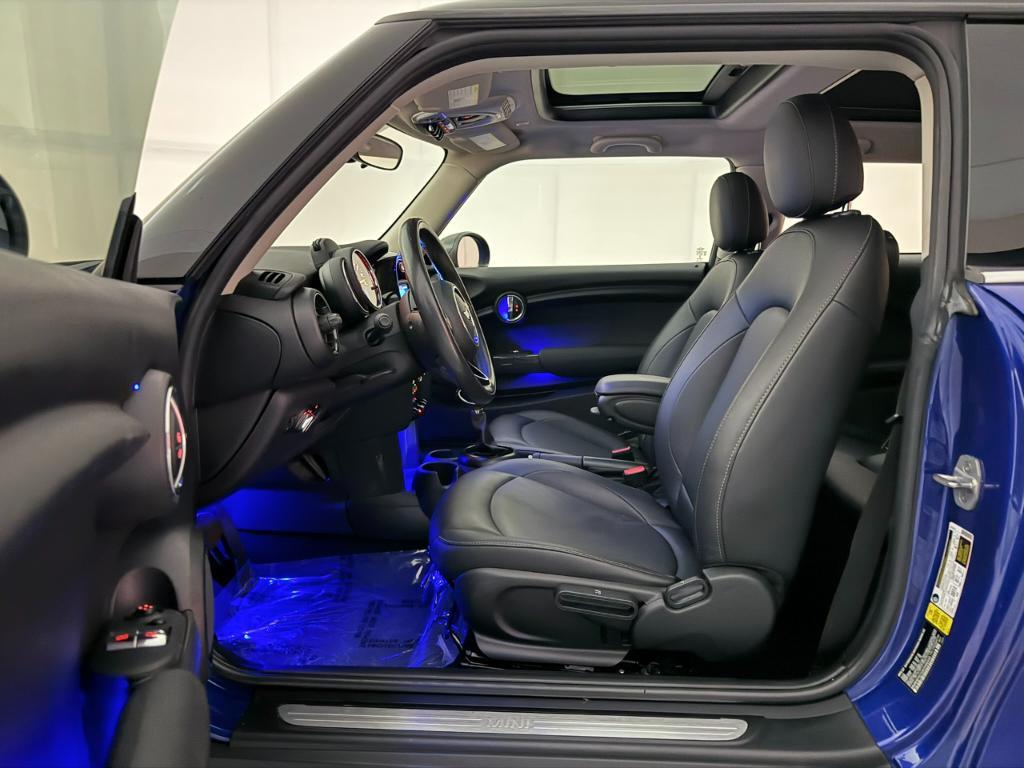 used 2019 MINI Hardtop car, priced at $16,500