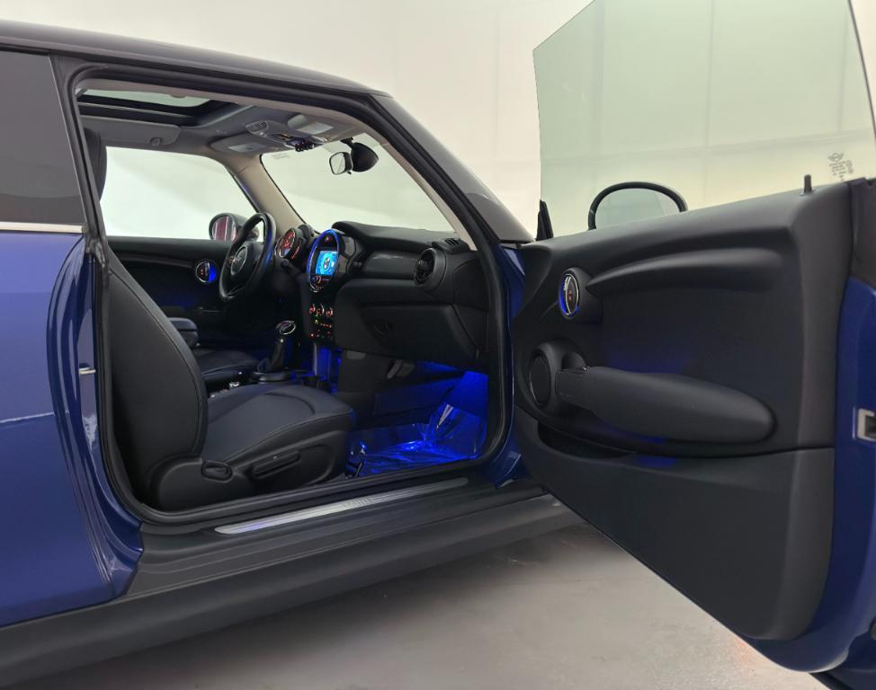 used 2019 MINI Hardtop car, priced at $16,500